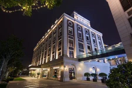 Manyi Hotel (Kunming Dianchi Park 1903)