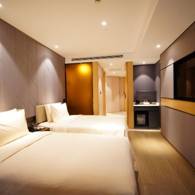 高級雙床房（投屏電視+小冰箱）