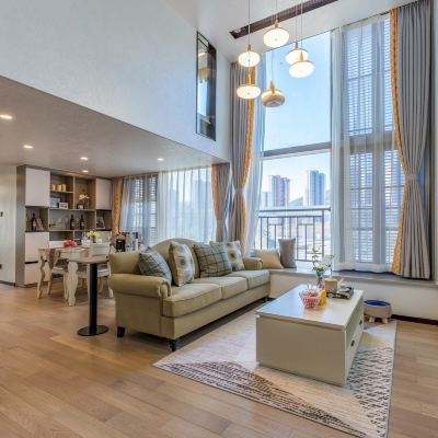 韓式清新loft三臥套房（動人夜景+全景飄窗+獨立廚房+家庭獨享+網紅打卡+洗衣機+冰箱） 鉑斯登行政公寓（深圳北站滙隆中心店）優惠