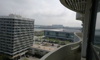 Qingdao Cloud view boutique apartment