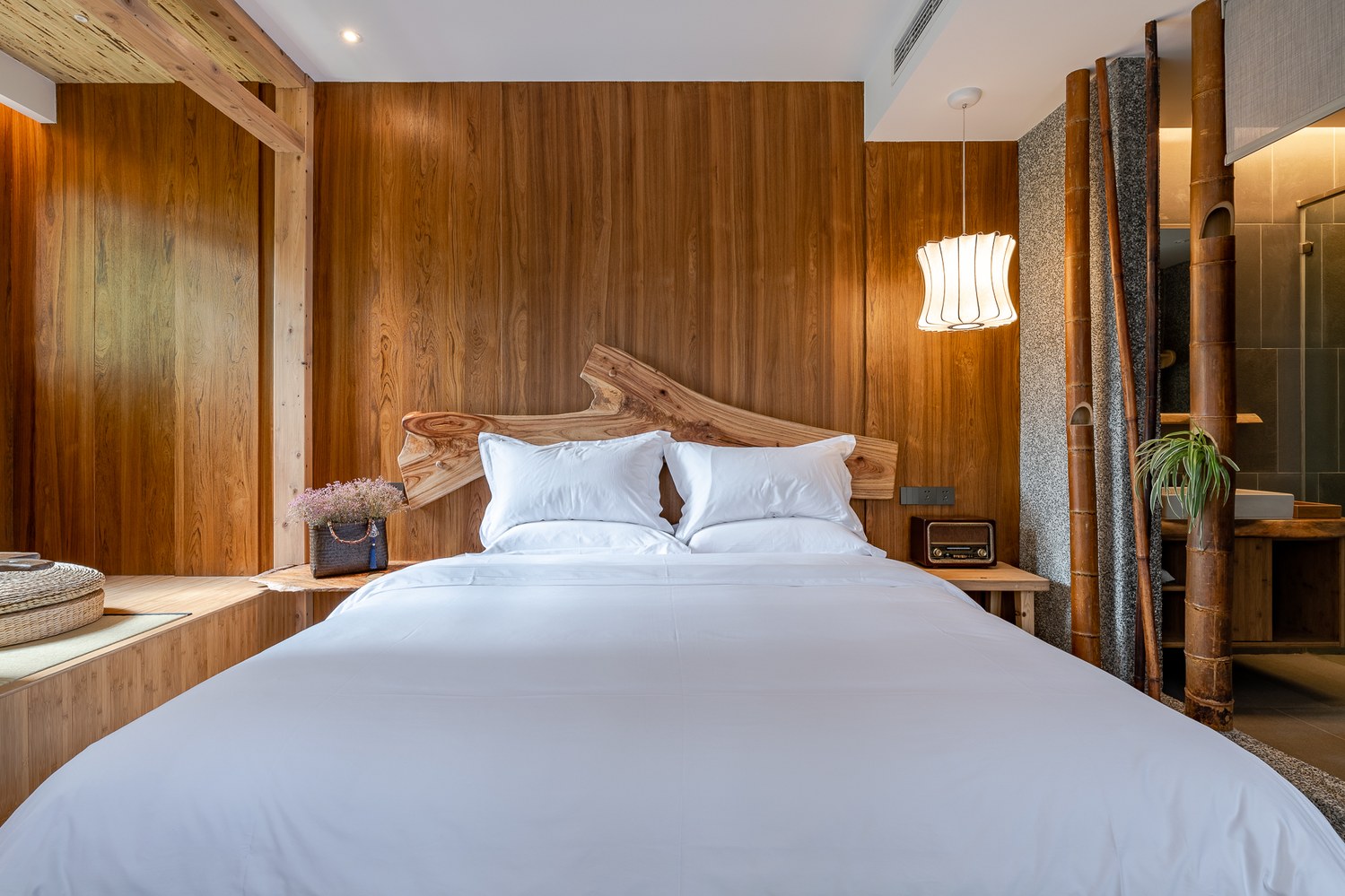 Shifang Qinglv Hotel心隐.揽月雅榻大床房【品茗茶台】【全屋地暖】