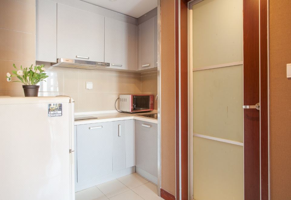 家庭四人投影套房