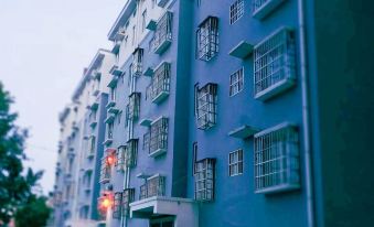Pi zhou ya lan ju min su - Housity