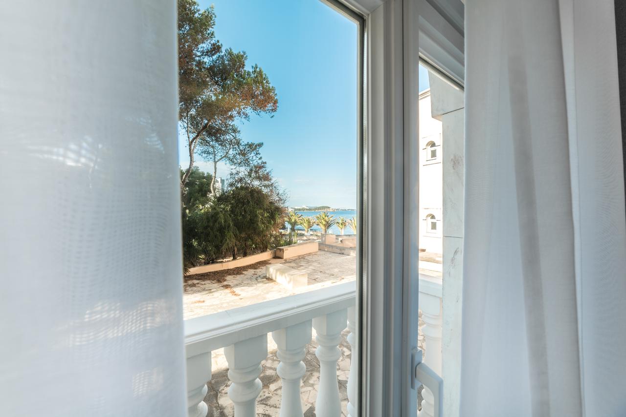 部分海景双人间