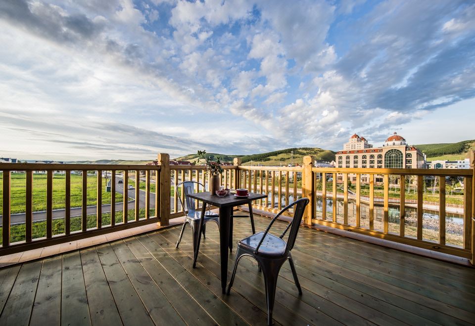 河景阳台大床房