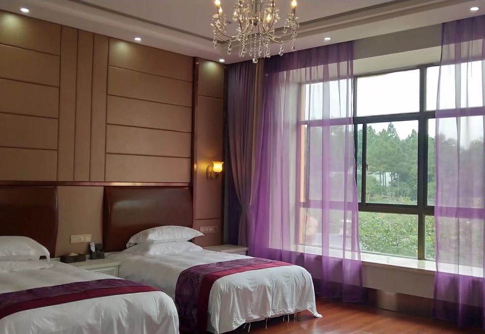 Xianzun Lake-View Deluxe Twin Room