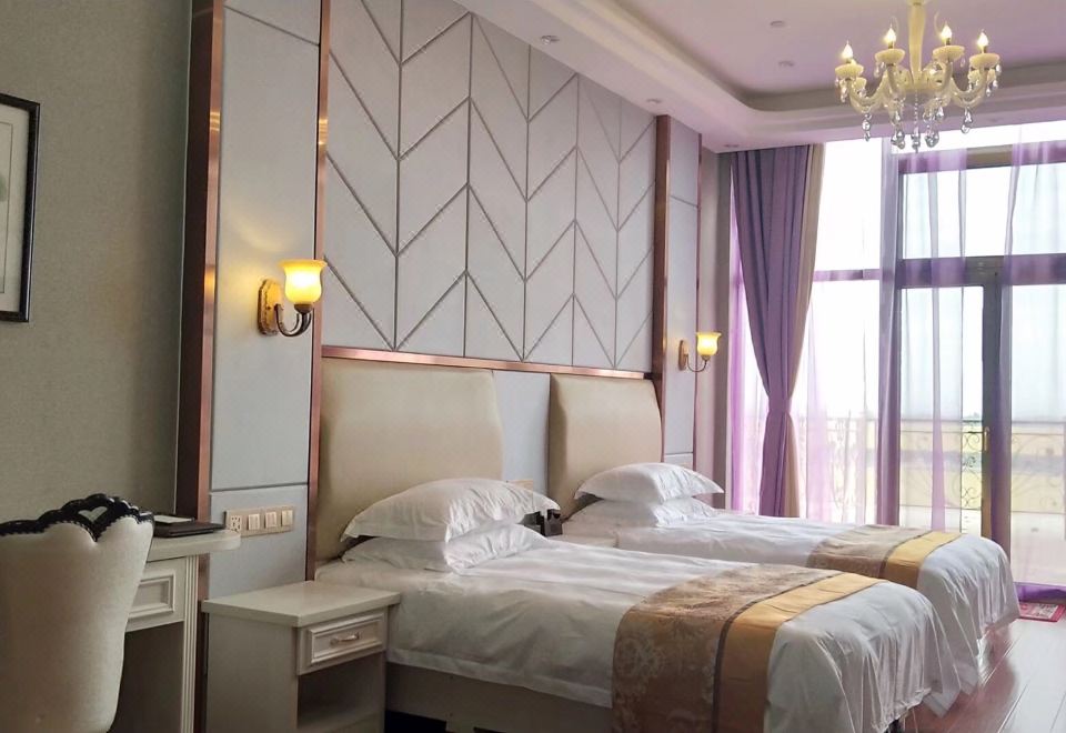 Xianzun Lake-View Deluxe Twin Room