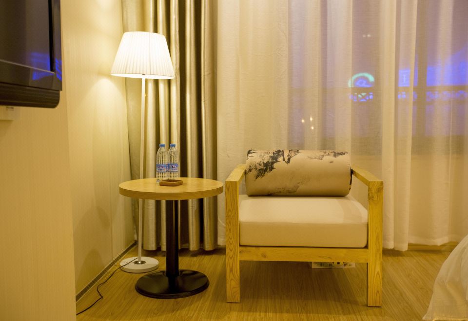 精选大床房（人气热卖）