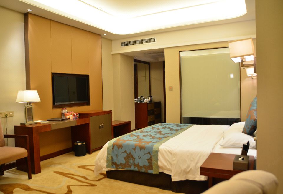 Danling Jinjiang Hotel Deluxe Queen Room