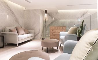 New Riverview Suites Taipei - Housity