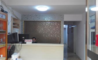 Jingxing Hotel - Housity