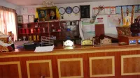 Tingri Baiba Hotel (Everest Avenue)