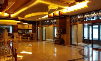 Baoyu Longhua Hot Spring Hotel