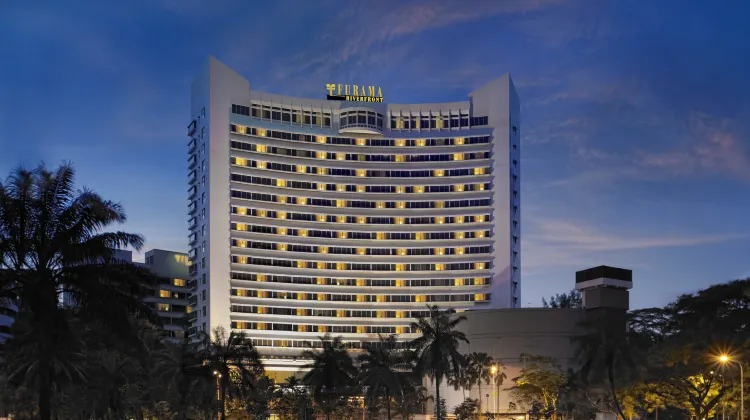 フラマ リバーフロント 外観