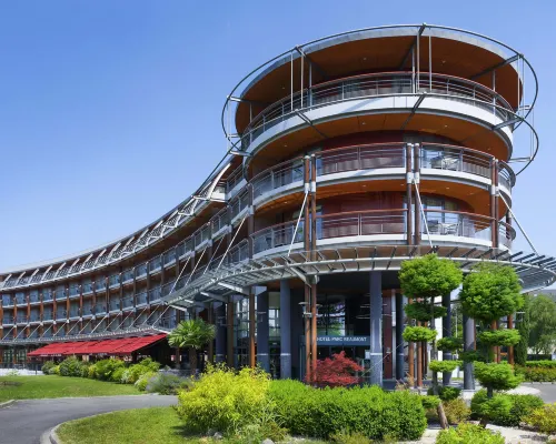Parc Beaumont Hôtel & Spa Pau - MGallery Hotels in Pau