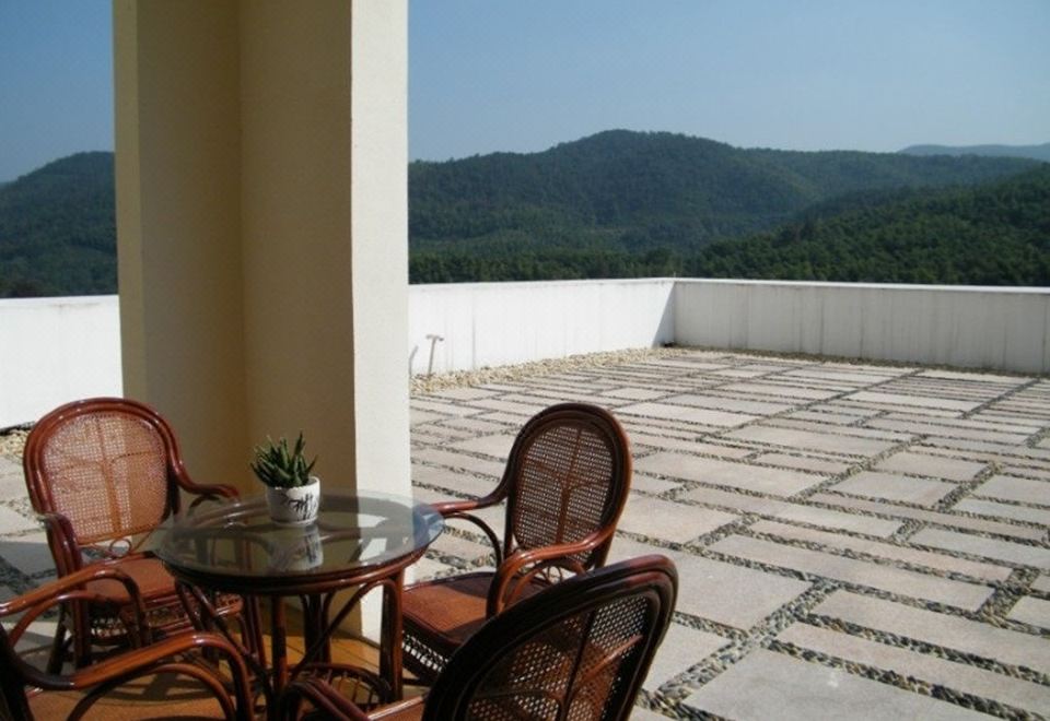 Yixing Bamboos International Conference CenterDeluxe Panoramic Suite