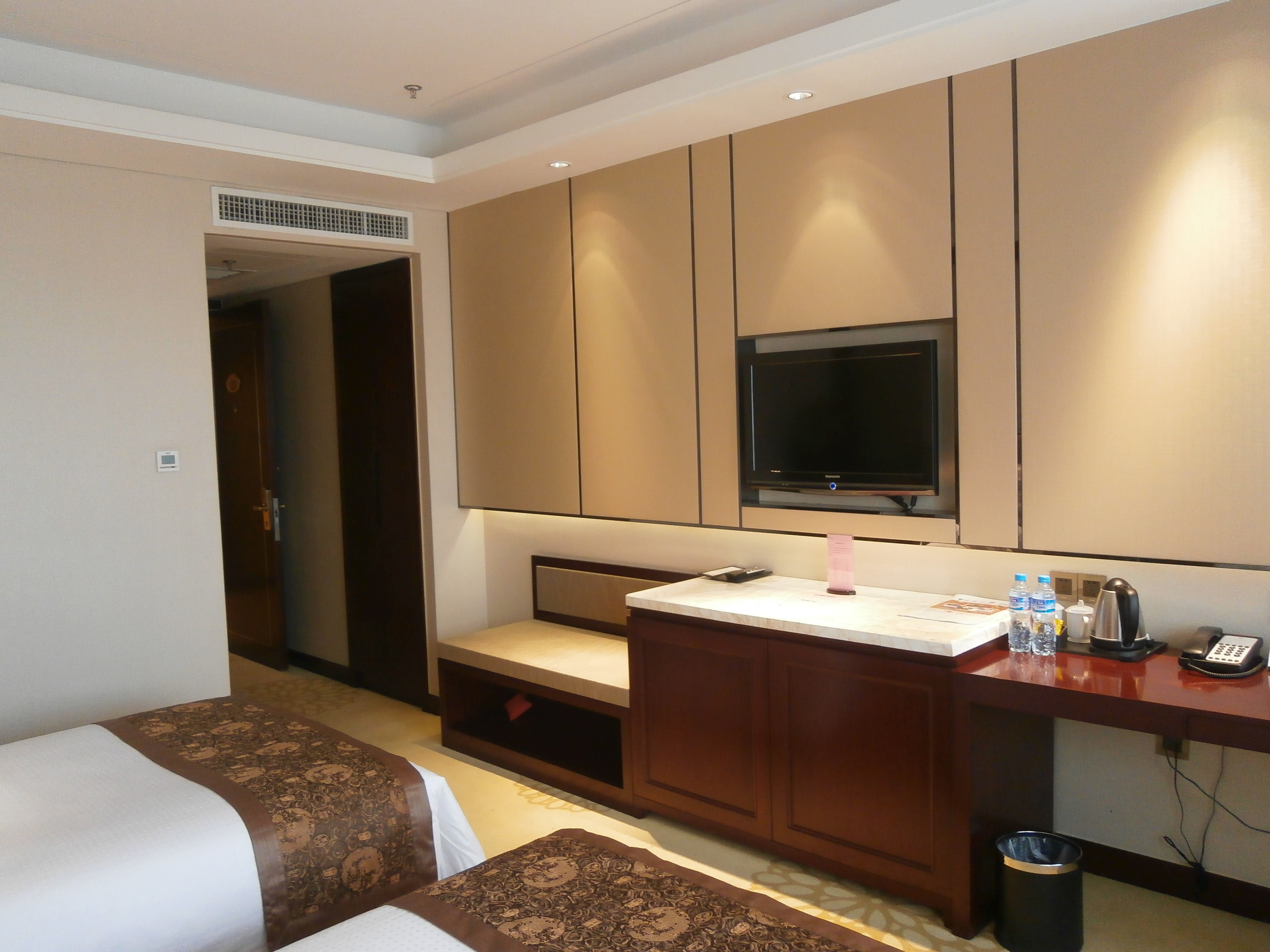 Hongyuan Hotel商務標準間