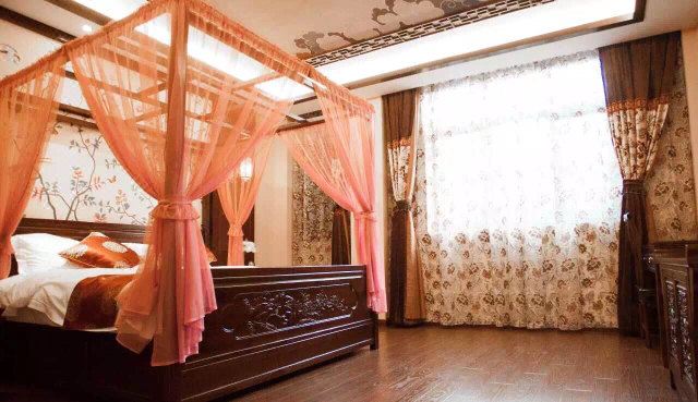 Deluxe Business Double Room