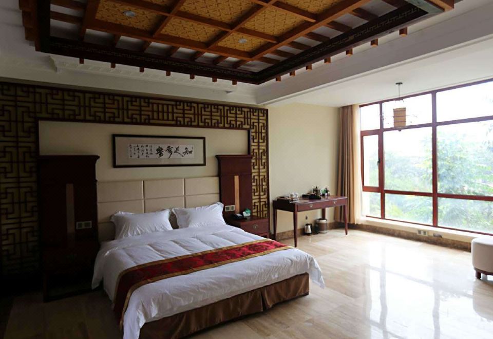 保亭七仙岭玛莱温泉度假酒店豪华温泉套房（独立私汤温泉+雨林景观）