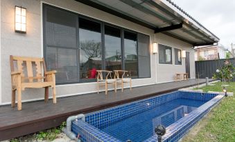 Hualien County Cherry Blossom Bed and Breakfast