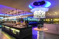 FX HOTEL TAINAN