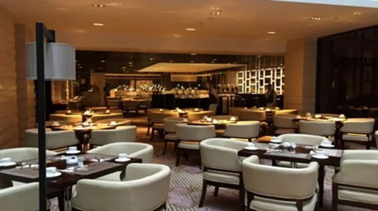 ボーユエ ホテル シャンハイ エア チャイナ ホンチアオ エアポート 食事・レストラン