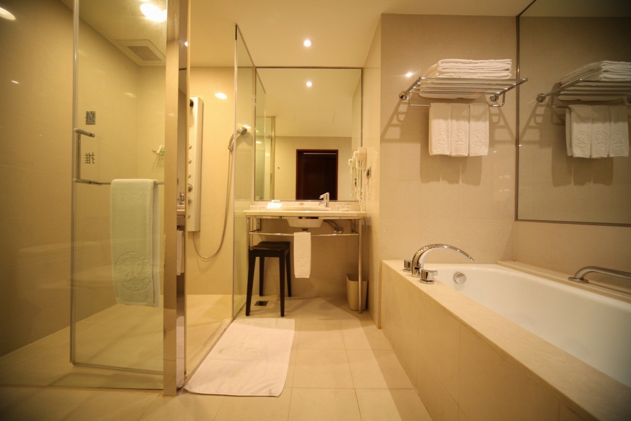 Hotel Del Lago街景风情四人房