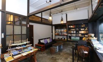 Chu Liuxiang Bed and Breakfast