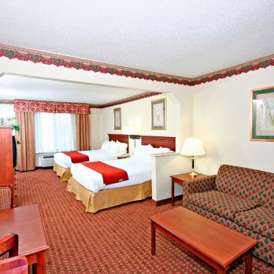Suite with Two Queen Beds with Sofa Bed