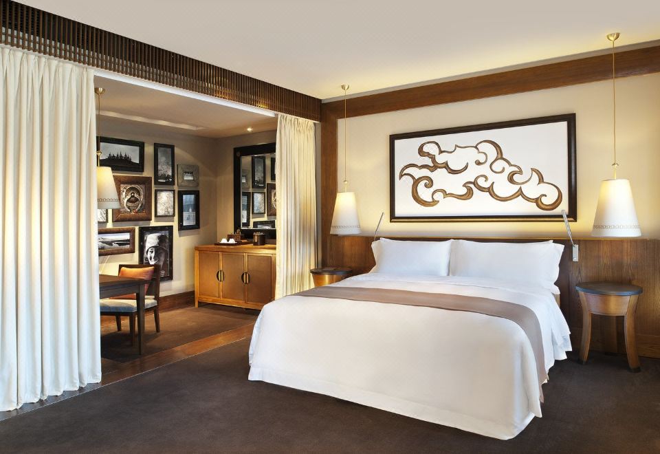 The St. Regis Lhasa ResortDeluxe Potala Palace View Room