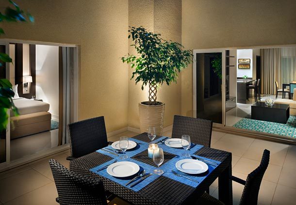 三卧室套房 - 高楼层