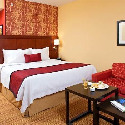 King Room 邁阿密西/佛羅里達州收費公路萬怡酒店優惠