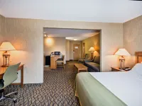 Holiday Inn Express & Suites SASKATOON CENTRE by IHG Hotel di 