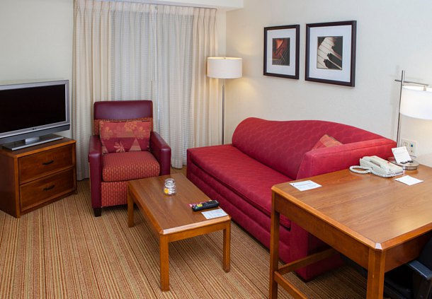 一卧室套房 - 带1张大床和梳化床