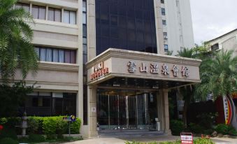 Resort One Hotel