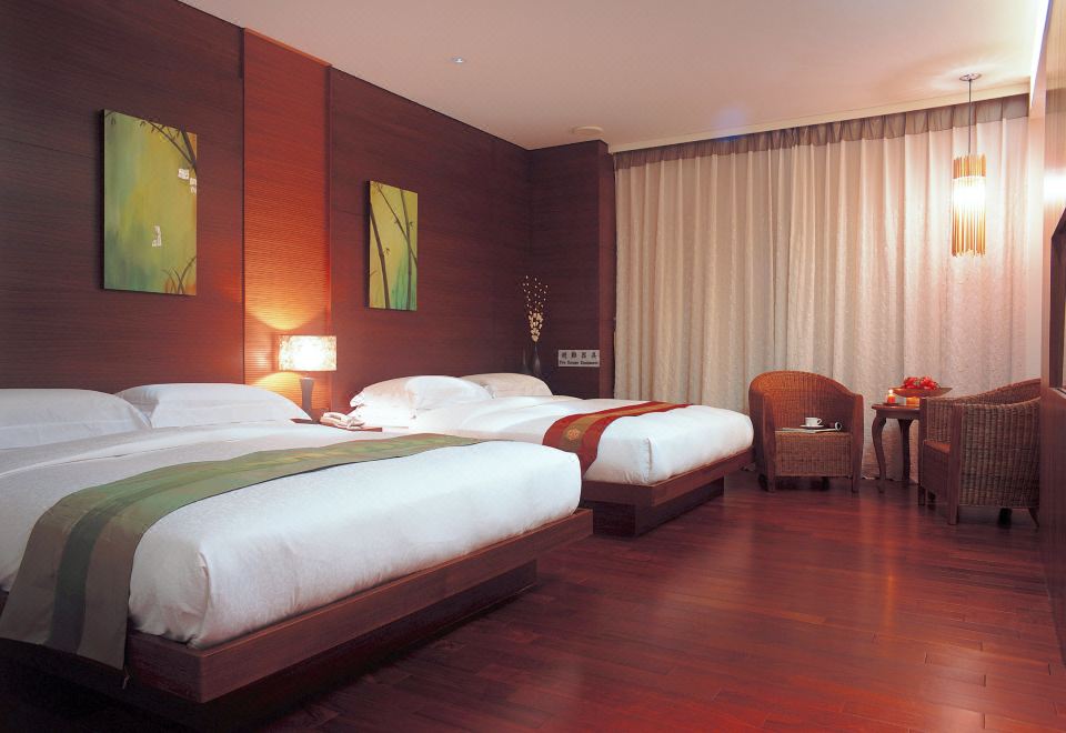 依傍精致四人房