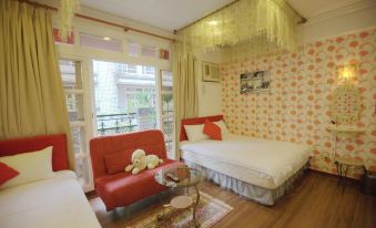 Comma Yilan Hostel