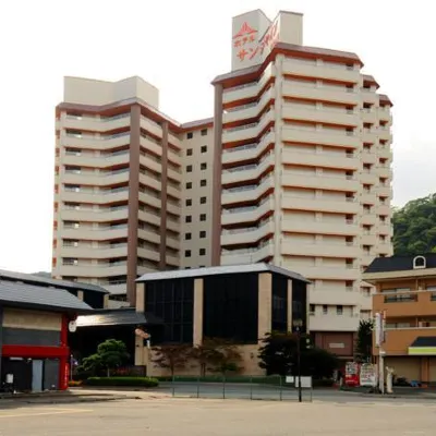 Hotel Sunshine Kinugawa Hotel dekat Stasiun Kosagoe