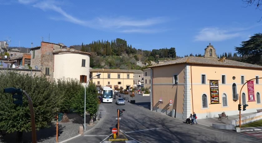 Hotel Nazionale - Housity