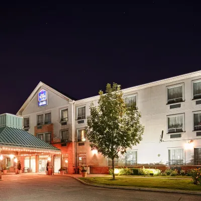 Best Western Plus Travel Hotel Toronto Airport Hotels near Burnhamthorpe Community Centre