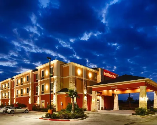 BestWestern Plus Luling Inn Hotels in Luling