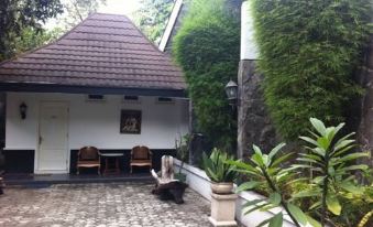 Ndalem Kotabaru Guest House