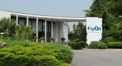 FlyOn Hotel & Conference Center Hôtels à : 