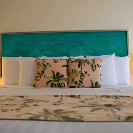 Aqua Palms Waikiki