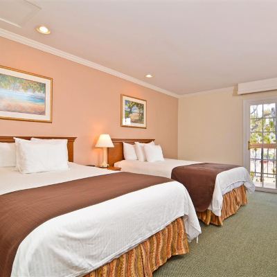 2 Queen Beds, Non-Smoking, 42 Inch Lcd Television, High Speed Internet Access, Microwave and Refrigerator