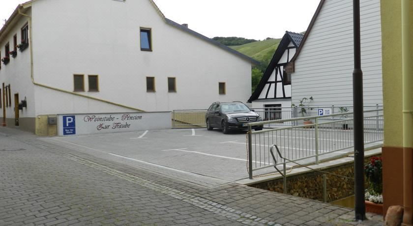 Weingut Stassen - Housity