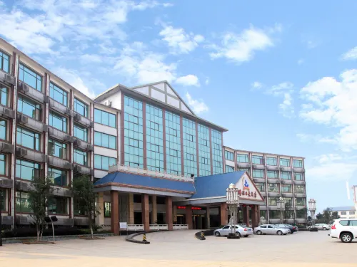 โรงแรม ฮอลิเดย์ ซานหู