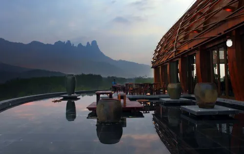 Qixian Yaochi Hot Spring Resort