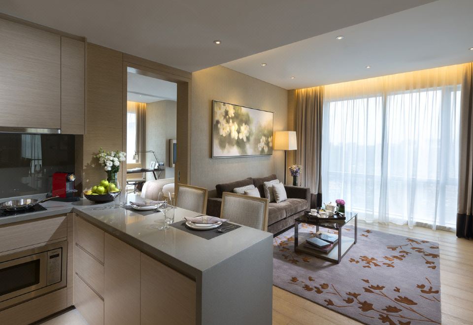 One-Bedroom Deluxe Suite