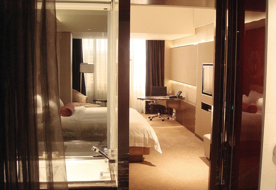 豪华贵宾大床房